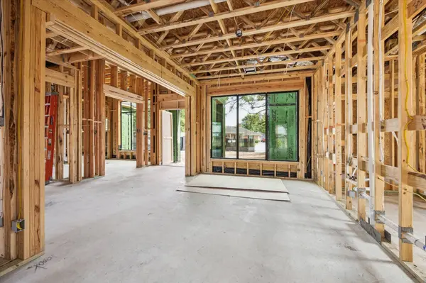 10626 Riverview DR, Houston, TX 77042