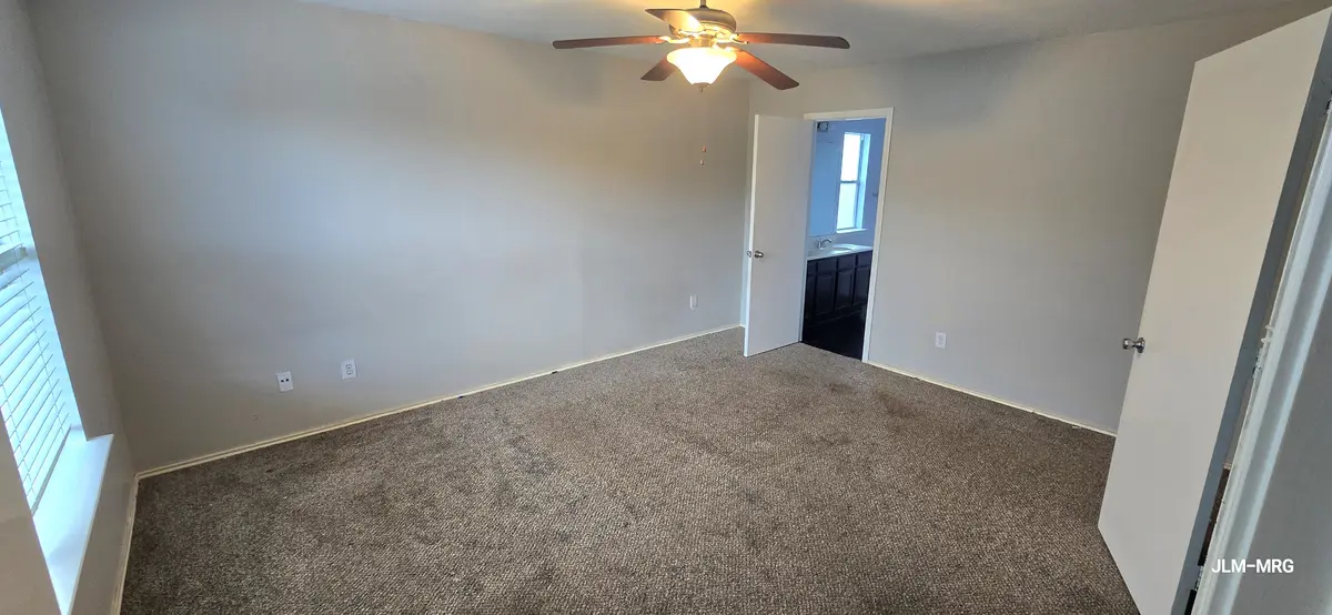 15703 Briargate Ct, Houston, TX 77489-3552