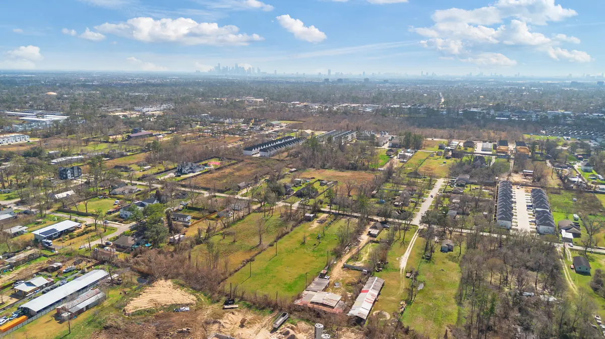 1716 Mansfield St, Houston, TX 77091-4026