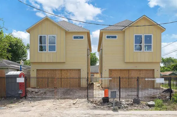 5921 Eastland ST, Houston, TX 77028
