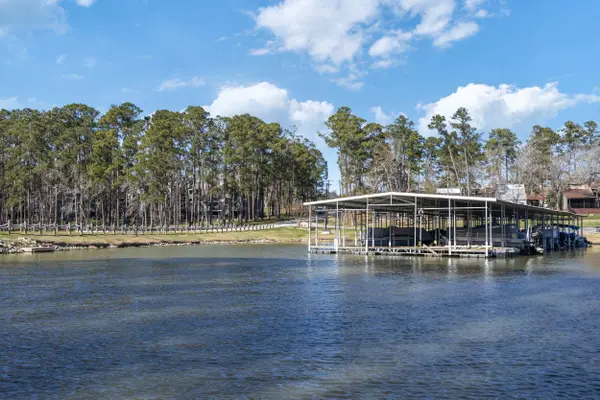 701.1 S Cape Royale DR, Coldspring, TX 77331