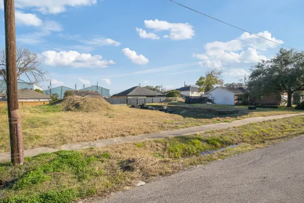 6019 England ST, Houston, TX 77021
