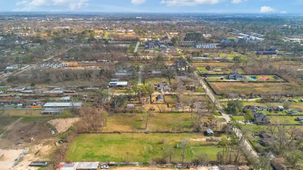 1716 Mansfield St, Houston, TX 77091-4026