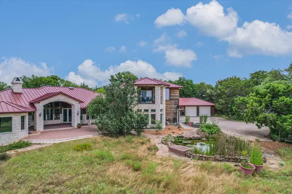 150 Story Dr, Buda, TX 78610