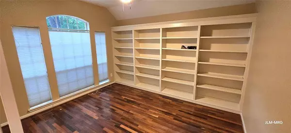 7602 Melody CIR, Houston, TX 77040