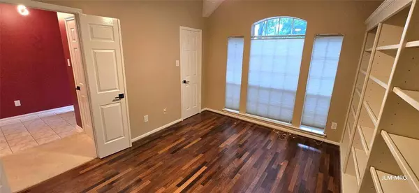 7602 Melody CIR, Houston, TX 77040