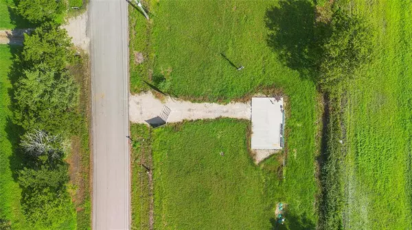 14213 Market LN, Guy, TX 77444