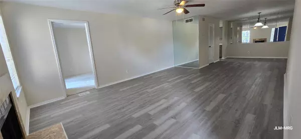 9700 Leawood BLVD #406, Houston, TX 77099