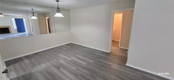 9700 Leawood BLVD #406, Houston, TX 77099