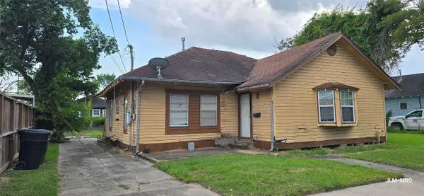 6712 Avenue J, Houston, TX 77011