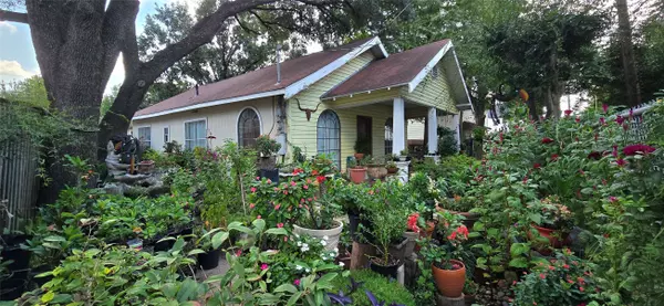 4104 Walker ST, Houston, TX 77023