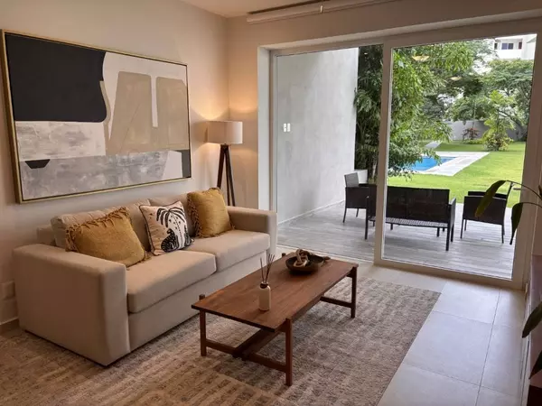 000 CIRC. LOS SAUCES (COND. FLAMINGOS SPORT RESIDENCES,