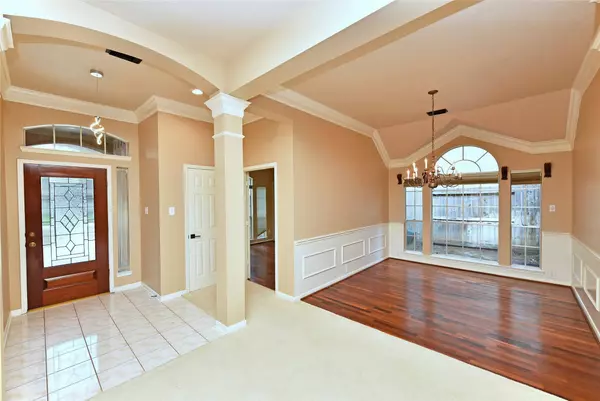 7602 Melody CIR, Houston, TX 77040