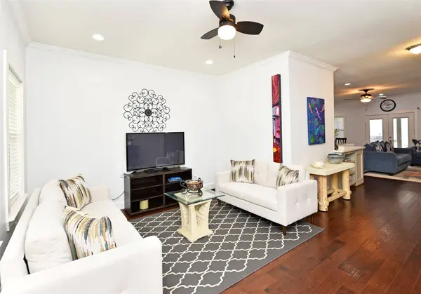 7954 Sparta ST, Houston, TX 77028