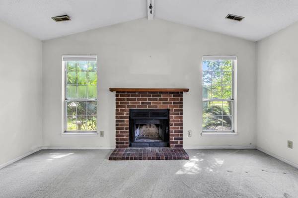 153 Corsair St, Summerville, SC 29483