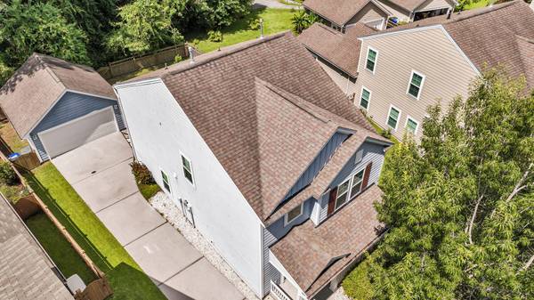 1617 Sparkleberry Ln, Johns Island, SC 29455