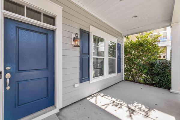 1540 Nautical Chart Dr, Charleston, SC 29414