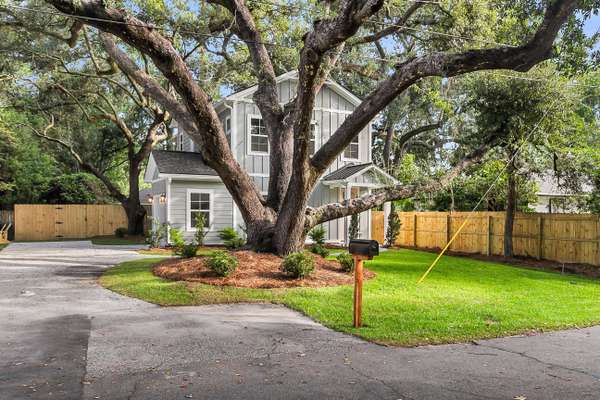 1716 Wappoo Dr, Charleston, SC 29407