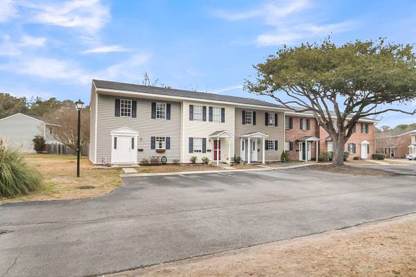 301 Lakeside Dr #C-1, Mount Pleasant, SC 29464