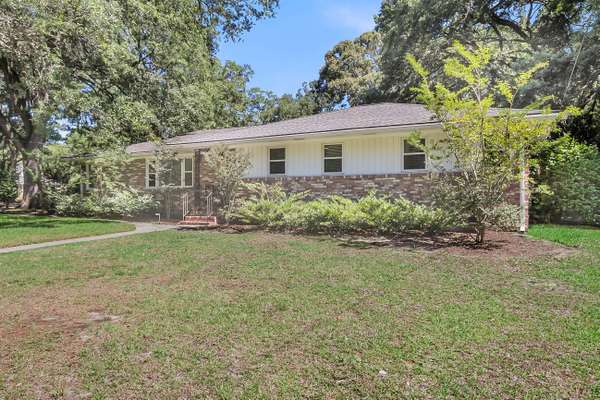 1114 Northbridge Dr, Charleston, SC 29407