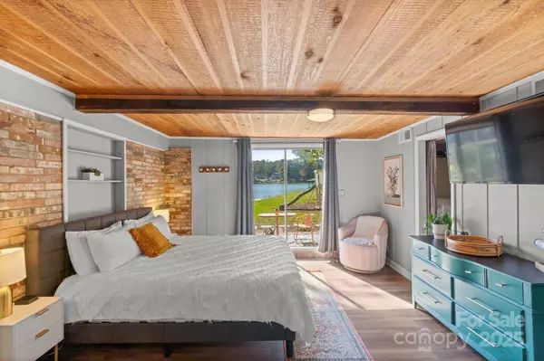 364 Catalina DR, Mooresville, NC 28117