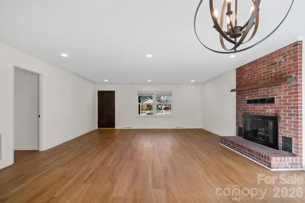 16808 Knoxwood DR, Huntersville, NC 28078