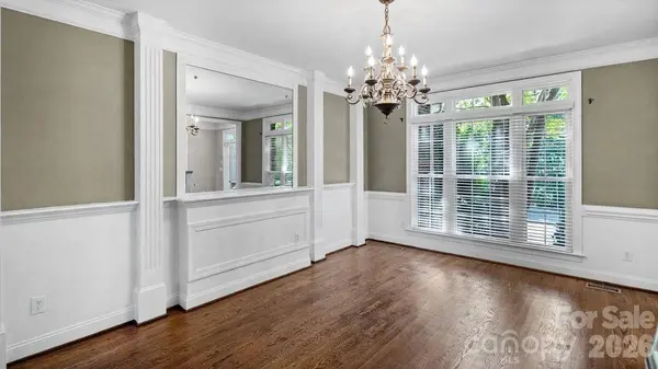 1911 Solway LN, Charlotte, NC 28269
