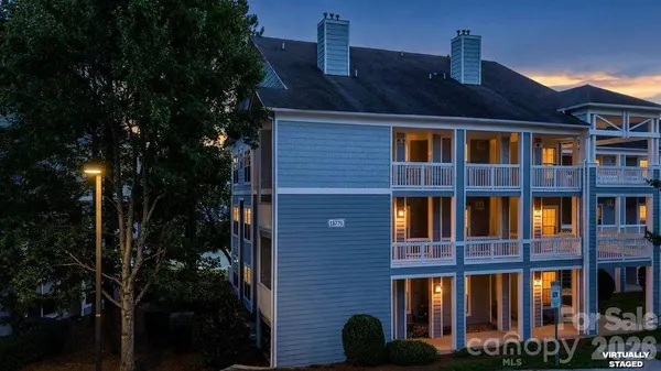 18736 Nautical DR #301, Cornelius, NC 28031