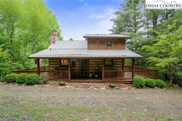 710 River Hills RD, Lansing, NC 28643
