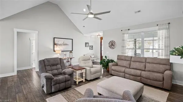 157 Old Dutch RD, Advance, NC 27006