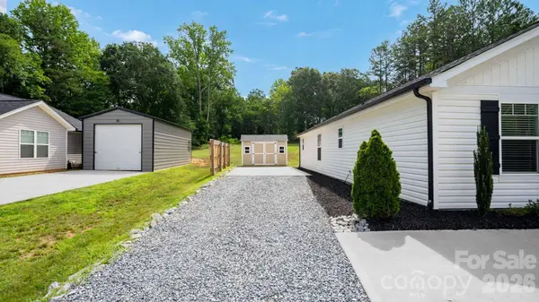 5960 Charlie Walker RD, Kannapolis, NC 28081