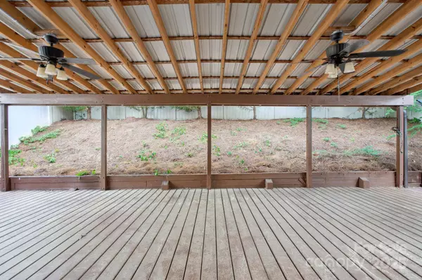 392 Winecoff Woods DR NW, Concord, NC 28027