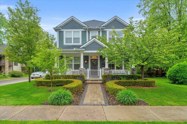 303 Terry Ave, Rochester, MI 48307-1573
