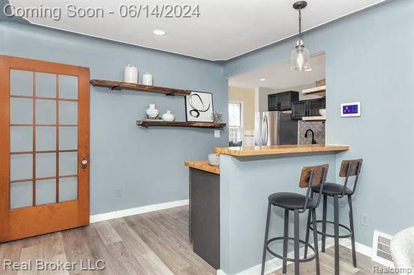 4221 GRAYTON Street, Detroit, MI 48224