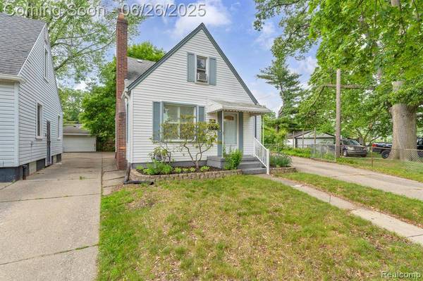 2734 Vassar Street, Dearborn, MI 48124