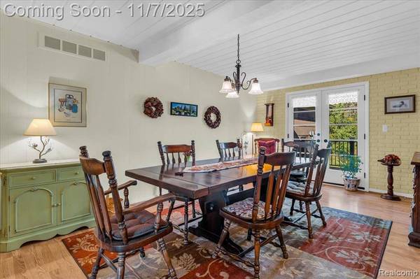 5093 Helene Avenue, Shelby Twp, MI 48316