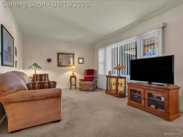 5093 Helene AVE, Shelby Twp, MI 48316