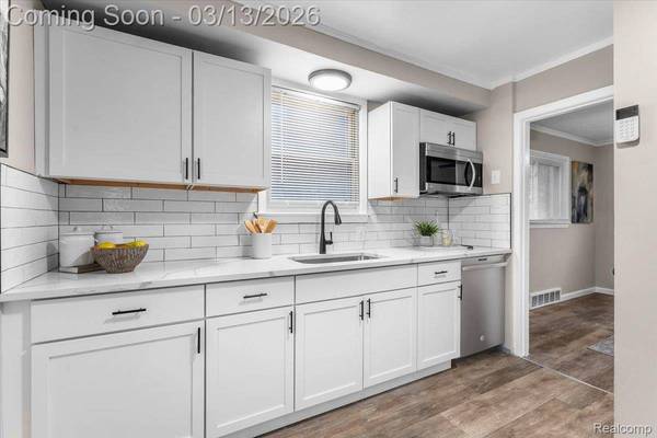 4316 Three Mile DR, Detroit, MI 48224