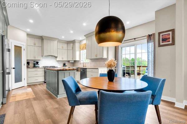 1219 Chelsea BLVD, Oxford Charter Township, MI 48371