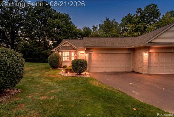 12045 Hickory W