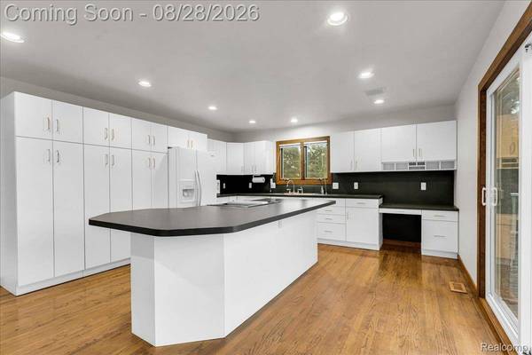 3080 Davisburg RD, Rose Township, MI 48350