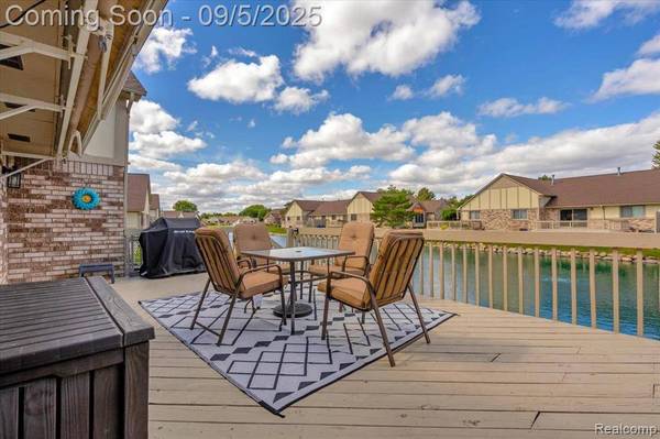 43559 Riverbend Boulevard, Clinton Twp, MI 48038