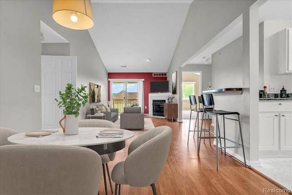 806 Brandon Avenue, Pontiac, MI 48340