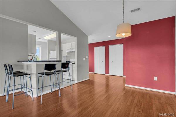 806 Brandon AVE, Pontiac, MI 48340