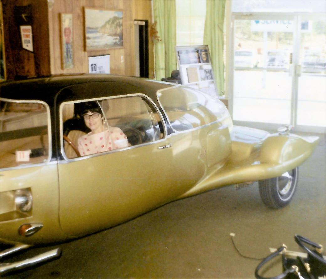 Dry Gultch Motors and the Fascination concept car