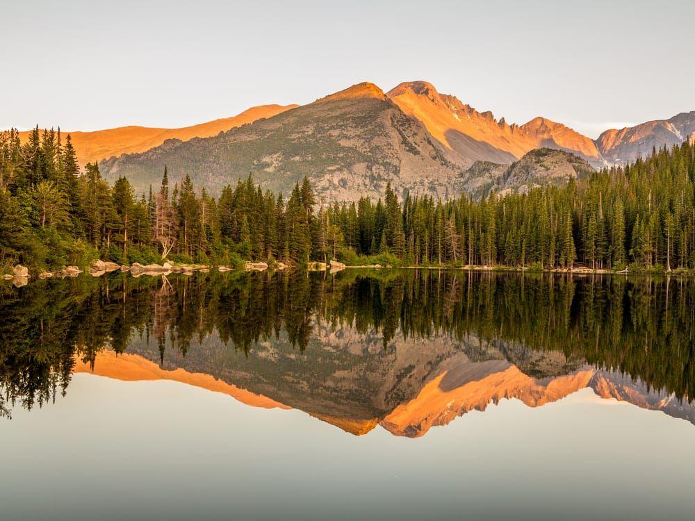 5 Reasons to Wake Up In Estes Park