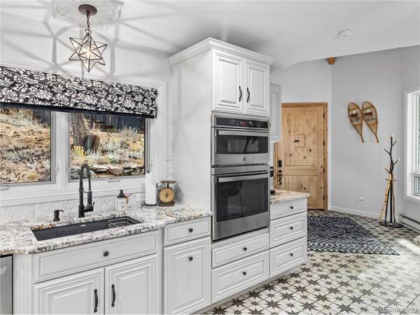 1267 Upper Venner, Estes Park, CO 80517