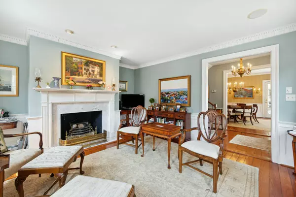 32 Church St, Charleston, SC 29401