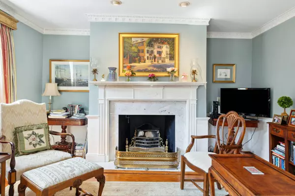 32 Church St, Charleston, SC 29401