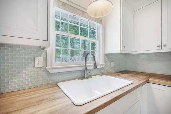 2010 Culver Ave, Charleston, SC 29407